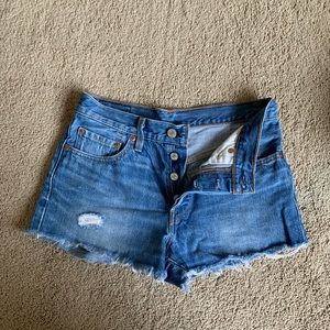 Levi’s 501 Women’s Short - Size 26 - California Tide Wash